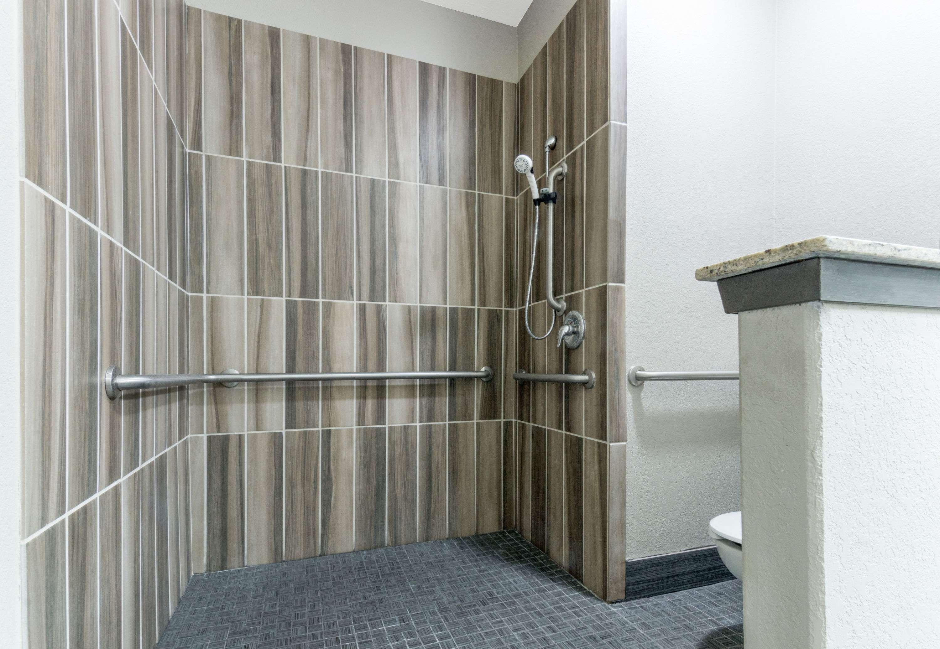 Super 8 By Wyndham San Antonio Near Fort Sam Houston Екстер'єр фото