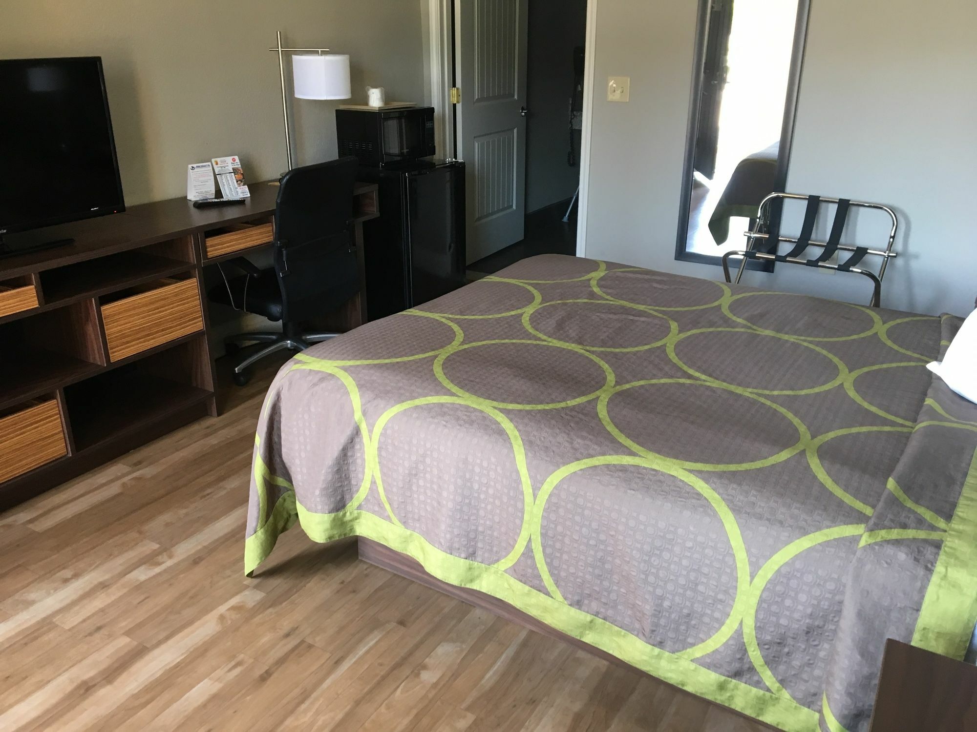 Super 8 By Wyndham San Antonio Near Fort Sam Houston Екстер'єр фото